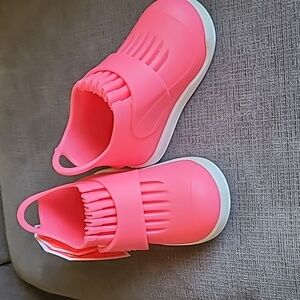 Butler Rockhopper Kids Overshoes.